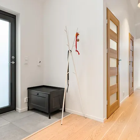 Architectural Gem At Nostet With Bathtub And Balcony Apartment Bergen